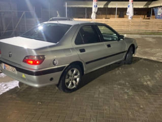 Peugeot 406 foto 2