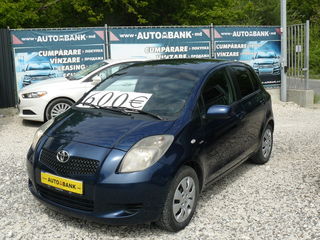 Toyota Yaris foto 3