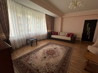 Apartament cu 1 cameră, 65 m², Buiucani, Chișinău foto 2