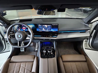 BMW 5 Series foto 13