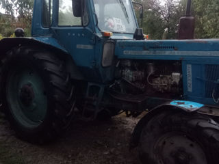 Vind tractor si agregate toate la un pret 4000e pret fix . foto 2