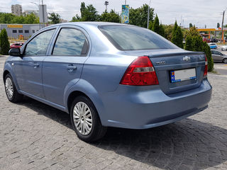 Chevrolet Aveo foto 3