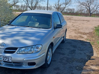 Nissan Almera фото 1