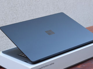 Microsoft Surface Laptop 2/ Core I5 8250U/ 8Gb Ram/ 256Gb SSD/ 13.3" PixelSense Touch!!! foto 9