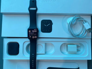 Apple watch s5 40mm 32 gb