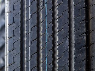 Anvelope pentru Camion 315/70 R22.5 foto 6