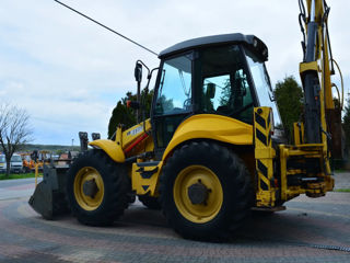 New Holland B foto 2