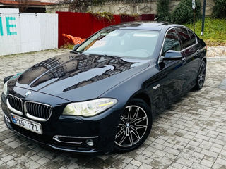 BMW 5 Series foto 2