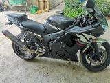 Yamaha R6 foto 4