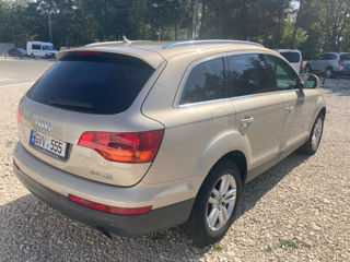 Audi Q7 foto 2