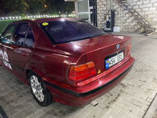 BMW 3 Series foto 3