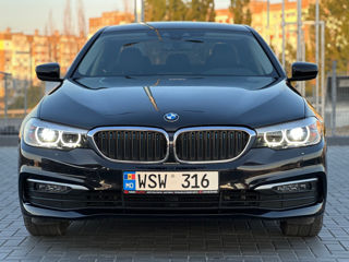 BMW 5 Series foto 1