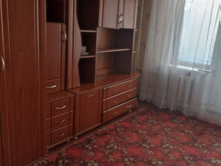 Apartament cu 2 camere, 32 m², Gara de nord, Bălți foto 1