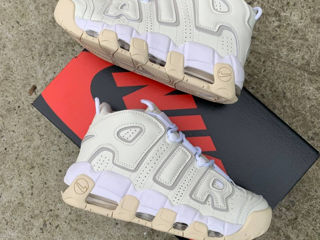 Nike Air More Uptempo Bej Women's foto 5