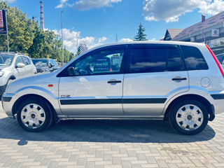 Ford Fusion фото 4