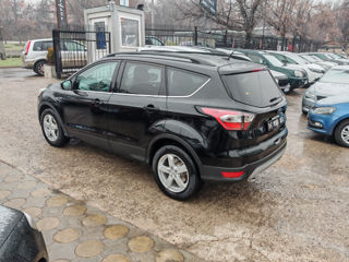 Ford Kuga foto 8