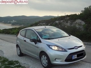 Ford Fiesta foto 6