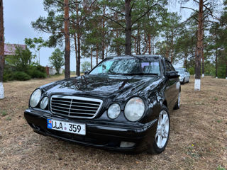 Mercedes E-Class