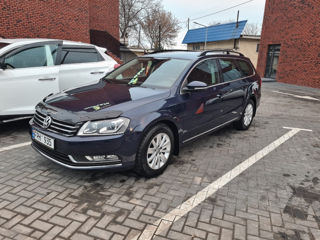 Volkswagen Passat foto 3