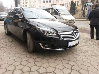 Opel Insignia foto 1