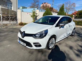 Renault Clio foto 2