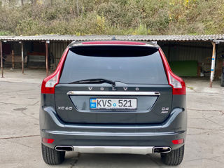 Volvo XC60 foto 6