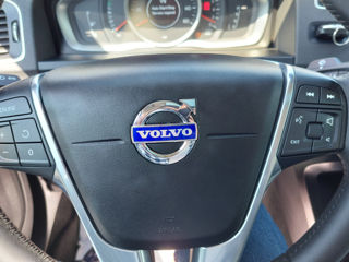 Volvo S60 foto 14