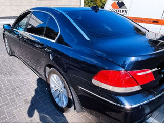 BMW 7 Series foto 8