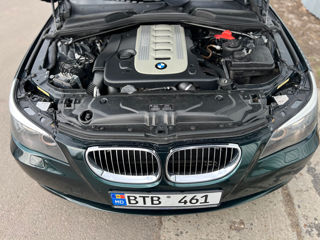 BMW 5 Series foto 14