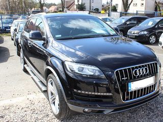 Audi Q7 foto 1