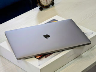 MacBook Pro 16 Retina 2020 (Core i9 9980HK/16Gb DDR4/1TB SSD/4Gb Radeon Pro 5500M/16") foto 11