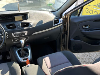 Renault Grand Scenic foto 14