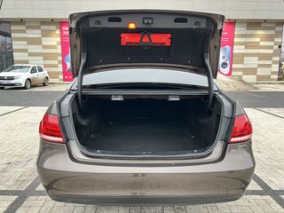 Mercedes E-Class foto 7