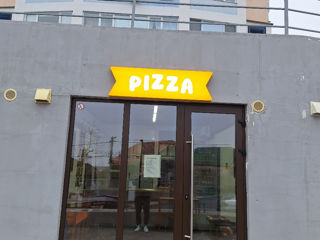 Vând Pizzerie