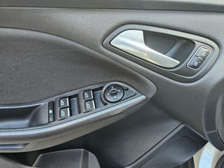 Ford Focus foto 16