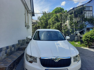 Skoda Superb фото 2