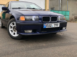 BMW 3 Series foto 7