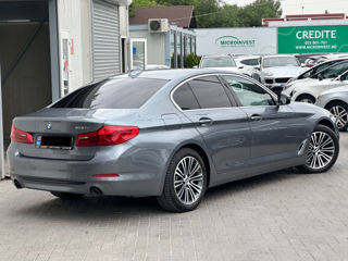 BMW 5 Series foto 5