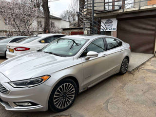 Chirie Ford Fusion  foto 0