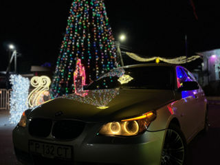 BMW 5 Series foto 8