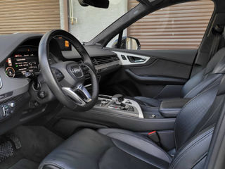 Audi Q7 e-tron foto 8