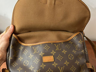 Louis Vuitton foto 2