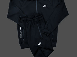 Nike Adidas Puma The North Face foto 8