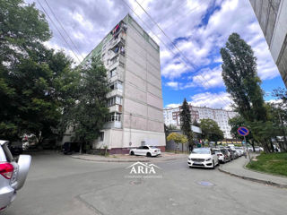 Apartament cu 2 camere, 53 m², Buiucani, Chișinău foto 20