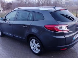 Renault Megane foto 2