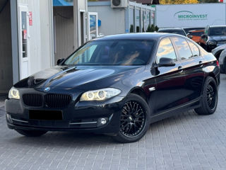 BMW 5 Series foto 1