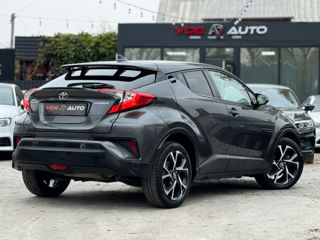 Toyota C-HR foto 3