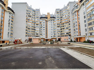 Apartament cu 3 camere, 90 m², Buiucani, Chișinău foto 8