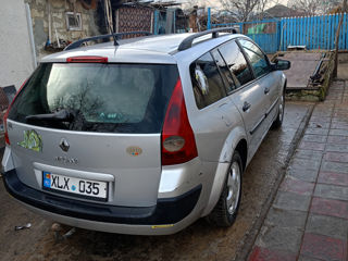 Renault Megane foto 2