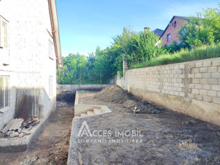 Casă în 2 nivele! Codru, str. Sfîntul Nicolai, 330m2 + 6 ari! foto 13